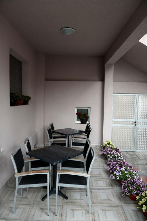 Guesthouse Dokic 莱斯科瓦茨 外观 照片