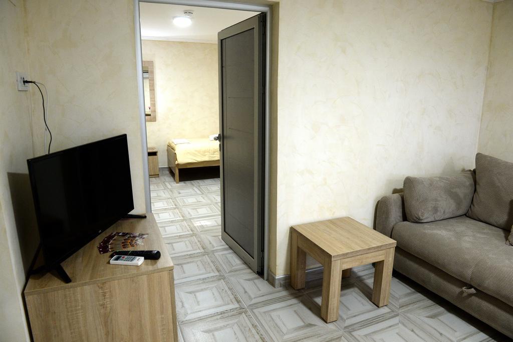 Guesthouse Dokic 莱斯科瓦茨 外观 照片